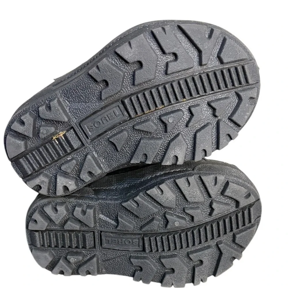 Sorel Grey Neon Yellow Snow Commander Boots Waterproof Faux Fur‎ Kids Size 6